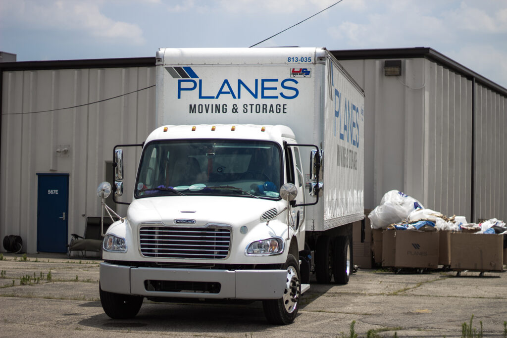 Planes Moving Truck